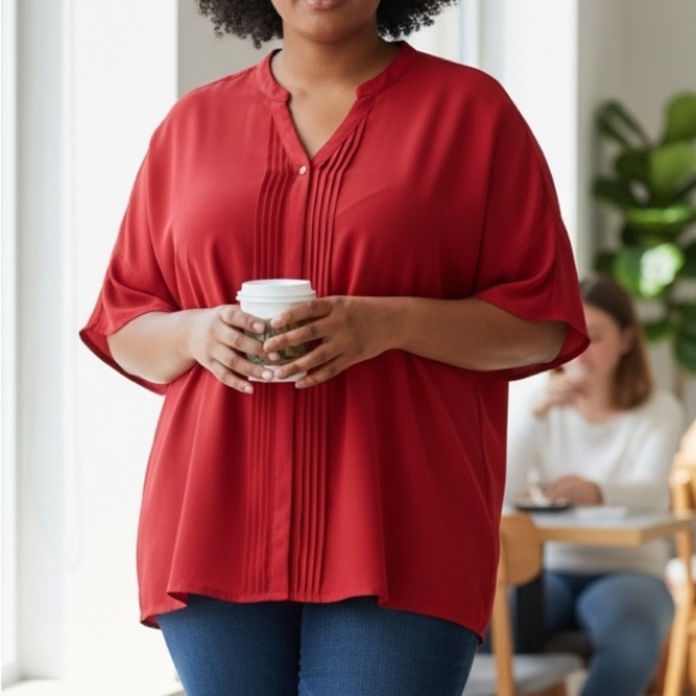 5/$25 Dana Buchman Bold Red Satin Blouse